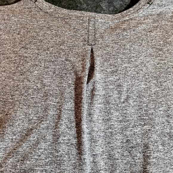 Top - Picture 2 of 4